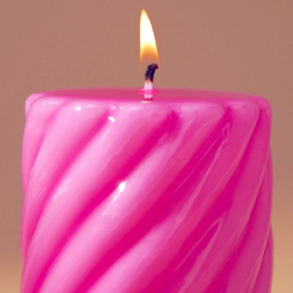 LAST ONE 🔥High‎ Gloss Pillar Candle Hot Pink